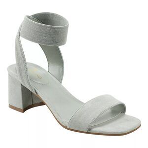 NIB 	 Bandolino Women's Kindlie Sage Green Gray Block Heel Ankle Strap Sandals